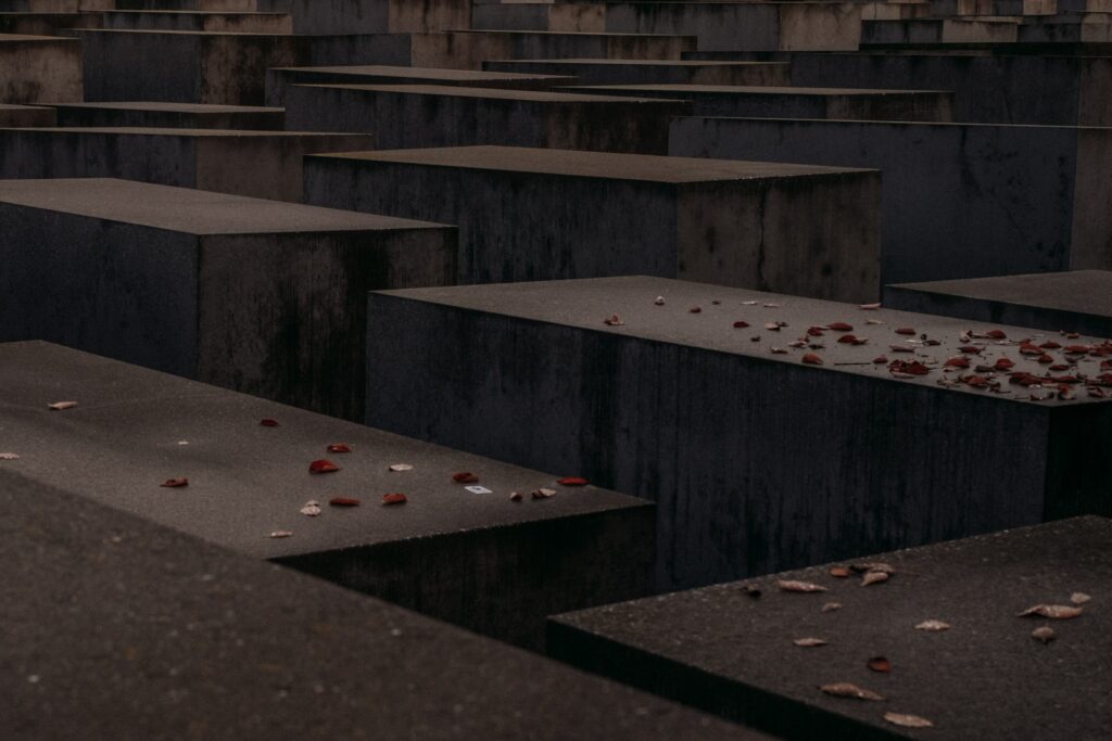 Social TV: How Second Screens And Apps Enhance Viewing Experiences. Social TV: How Second Screens And Apps Enhance Viewing Experiences.